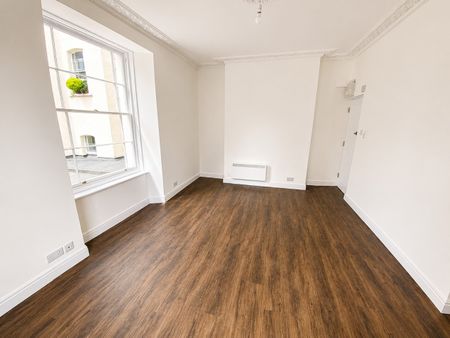 1 Bed Flat, Apsley Road, BS8 - Photo 5