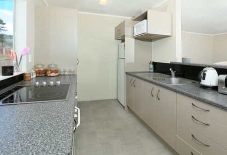 18A Camphora Place, Ranui, Auckland - Photo 4