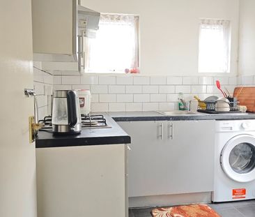 Room in a Shared Flat, Woodheyes Road, NW10 - Photo 4