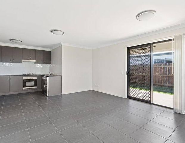 Conveniently Located Glenvale Unit - Photo 1