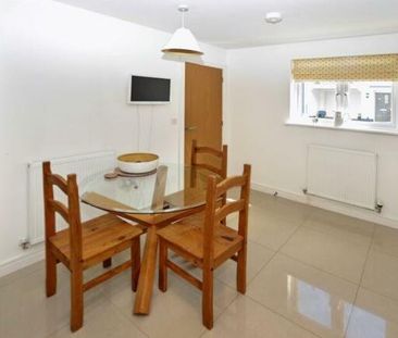 2 bedroom semi-detached house to rent - Photo 3