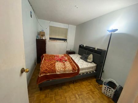 For Lease - 30 Greenwood Crescent, Brampton, Ontario - Photo 4