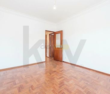 Apartment T2 in Venteira, Amadora - Foto 1