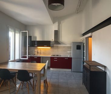 Location Appartement 3 pièces 50m² NIMES 30900 - Photo 6