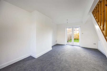 Manor Road, Keyworth, Nottingham - Photo 5