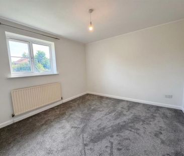 2 Bedroom End Terrace To Let - Photo 4