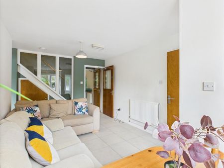 5 bedroom terraced house to rent - Photo 2