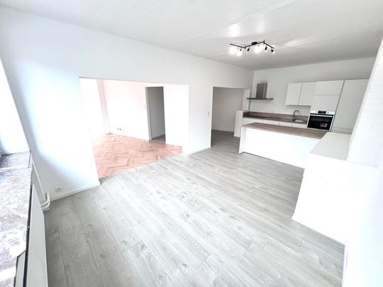 Appartement te huur - Photo 1