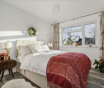 Karens Court, Enfield, EN3 - Photo 1