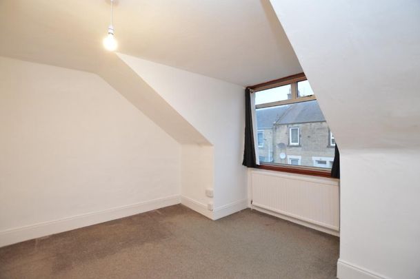 4 bedroom terraced house to rent - Photo 1