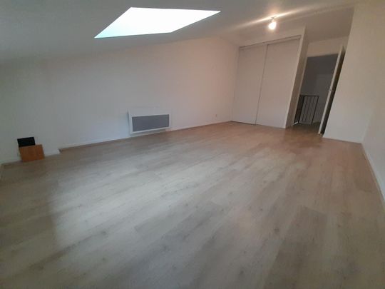 Location Appartement 4 pièces 110m² TRIE SUR BAISE 65220 - Photo 1