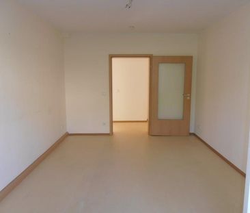 2-Raum-Wohnung mit Aufzug, Dusche, Balkon - Foto 1