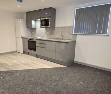 2 bedroom apartment to rent - Photo 6