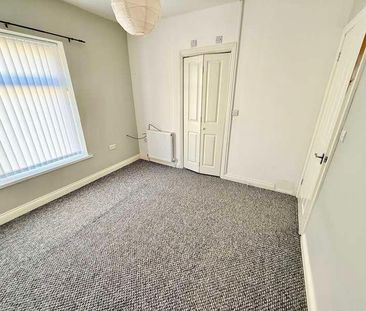 Oxford Street, Griffithstown, Pontypool, NP4 - Photo 4