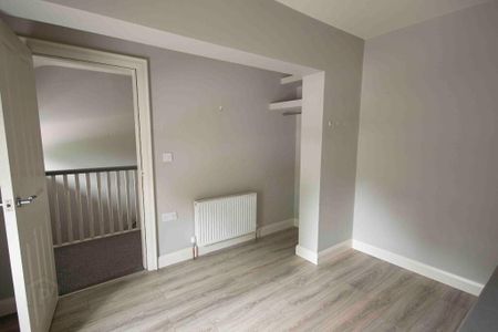 21 Church Street, Dromore, BT78 3DX - Photo 3