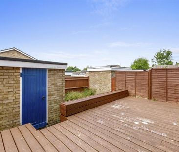 2 bedroom end of terrace house to rent - Photo 5