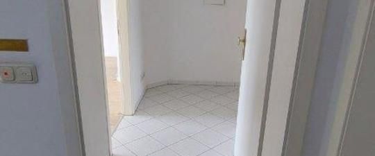 schöne, helle 2 Raum Wohnung mit Balkon und Einbauküche - Foto 1