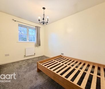 3 bedroom semi-detached house to rent - Photo 6