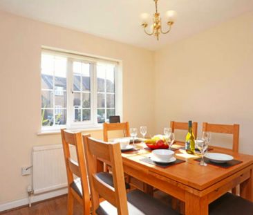4 Bed Detached House, Long Mark Road, E16 - Photo 4