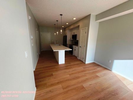 BRAND NEW 1 BED 1 BATH 1ST-FLOOR APARTMENT WITH AN ON-SITE PARKING IN THE COMMUNITY OF BELMONT - Photo 3