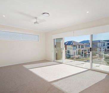 37 Hotham Close, North Lakes QLD 4509 - House For Rent - $1,400 | D... - Photo 1