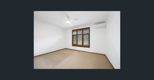 Peaceful Family Haven in a Picturesque Bush Setting - Photo 1