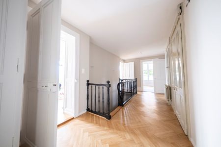 Magnifique appartement de 7 pièces (185 m2), au rez-de-chaussée d’une maison d’époque, avec vue sur le lac - Photo 5