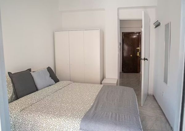 Carrer de Sant Lluís Bertran, Torrent, Valencian Community 46900