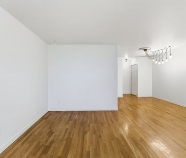 Apartment for rent, Montréal (Ville-Marie) - Photo 5