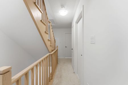 For Lease - 46A Touraine Avenue, Toronto, Ontario - Photo 3