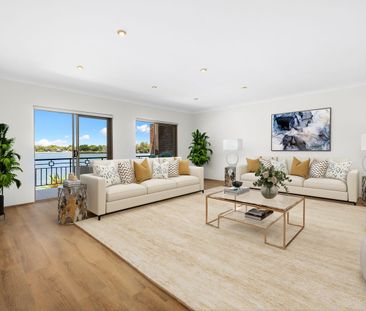 Renovated 3 Bedroom Apartment In PRIME Location! - Photo 1