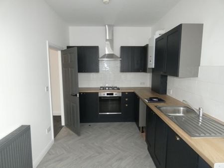 Trafalgar Road - Photo 2