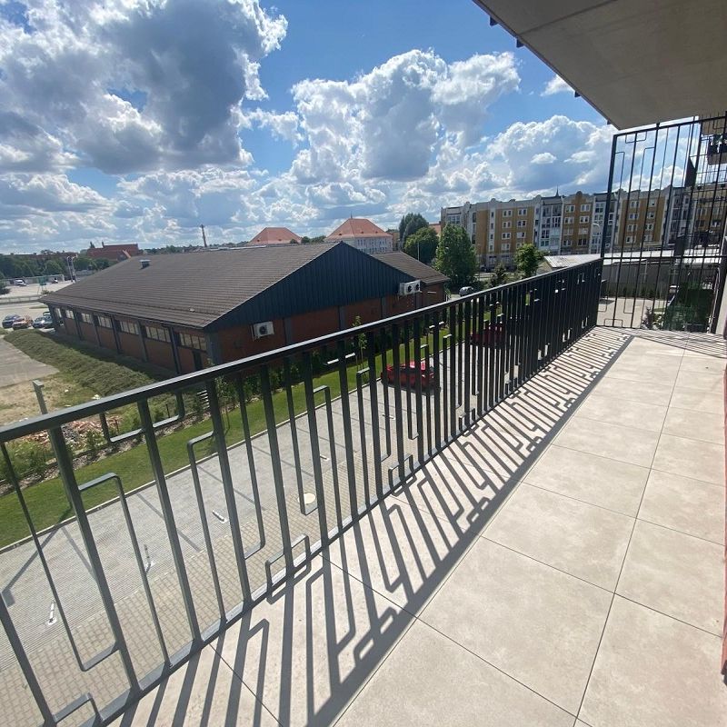 2 pokoje, 47m2, II piętro, winda, duży balkon, parking, os. Tarasy Bernardyńskie - Фото 1