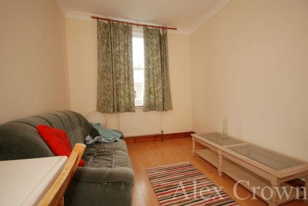 3 bedroom house share to rent - Photo 1
