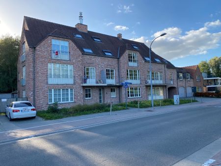 Karaktervol appartement met zicht op park | Kerkstraat - Photo 2