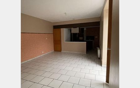 Location Appartement P2 En centre-ville rénové(e) Thiers - Photo 5