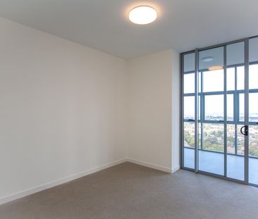 Modern Apartment with Stunning Views in the Heart of Hurstville - Photo 4