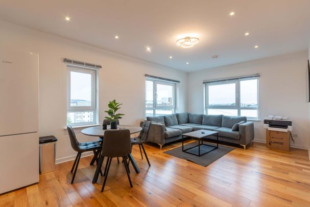 2755LT New Mart Place, Edinburgh, EH14 1TX - Photo 1