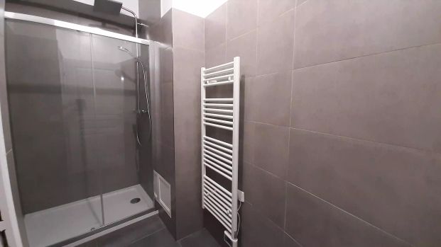 location Appartement T4 DE 107.15m² À PARIS - Photo 1