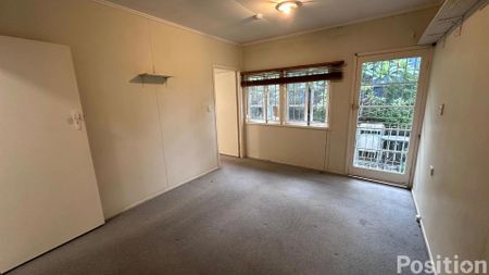 Unfurnished - 1 Bedroom Unit in a Prime Location. - Photo 5