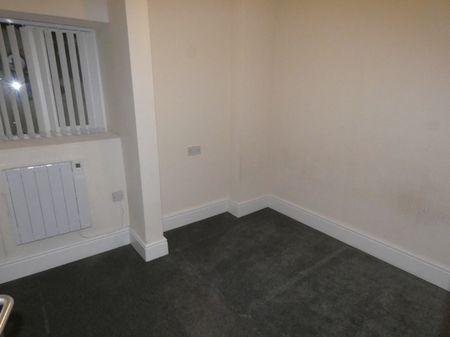 Warley Road Flat 1 - Photo 2