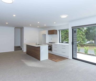 22/1187 Victoria Street - Photo 2