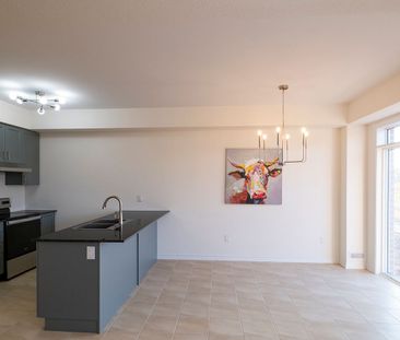 For Lease - 64 Hillcroft Way, Kawartha Lakes, Ontario - Photo 6