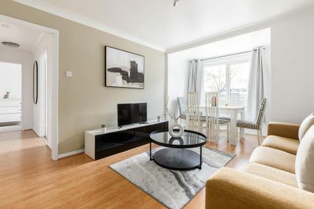 2 bedroom ground floor flat to rent - Photo 5