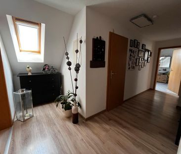 Traumhafte Zwei Raum Wohnung 89 qm im Zentrum von Sangerhausen - Photo 1