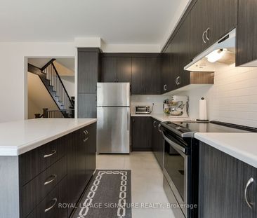 For Lease - 31 Faye Street, Brampton, Ontario - Photo 2