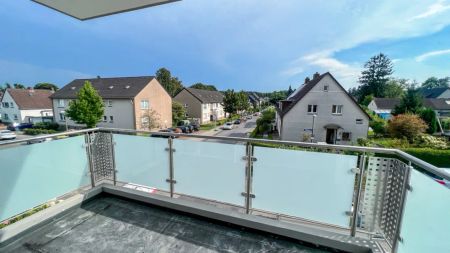 ERSTBEZUG! Maisonettewohnung im Erdgeschoss mit Balkon und eigenem Garten in Essen-Bedingrade - Foto 4