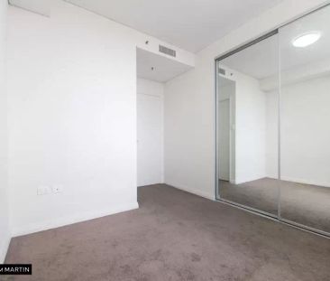 MGM MARTIN – THREE BEDROOM APARTMENT - Photo 6