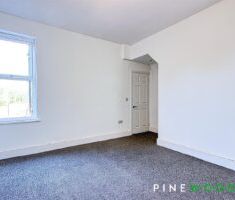 3 BEDROOM House - Semi-Detached - Photo 1