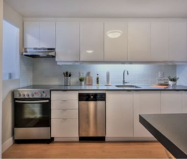 1161 Wellington Street West, Hintonburg - Mechanicsville, Ottawa, ON - Photo 2